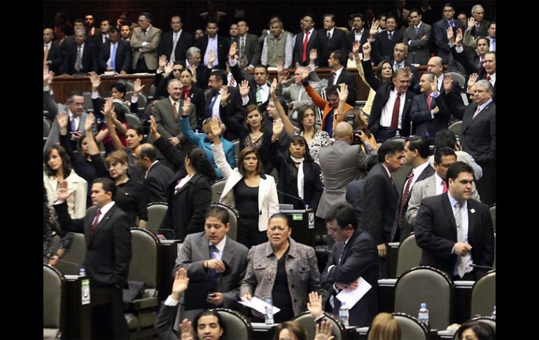 La Cámara de Diputados endureció las medidas para el ingreso de reporteros al Palacio Legislativo . SUN /