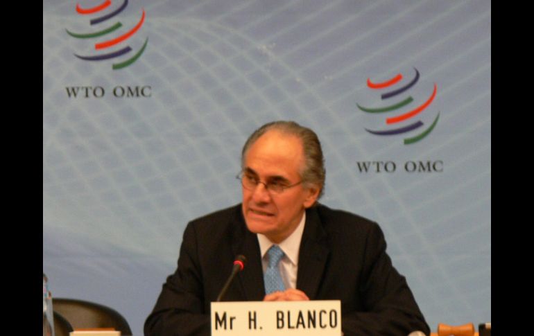 Herminio Blanco durante la presentación de su proyecto de trabajo ante los líderes de la OMC. NTX /