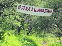 ''BIENVENIDA''. Una brecha de Acasico, pueblo en riesgo de ser inundado por la cortina de El Zapotillo. EL INFORMADOR /