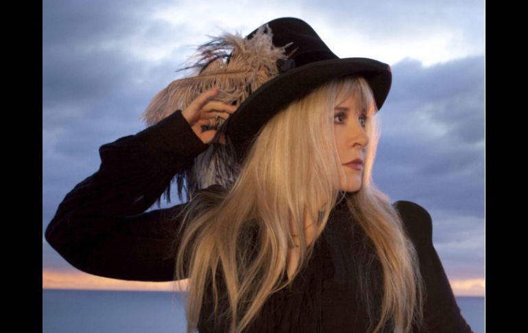 La cantante Stevie Nicks ha grabado algunas canciones con Lindsey Buckingham. ARCHIVO /