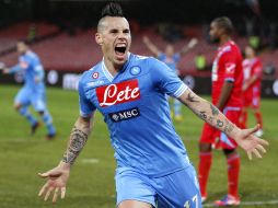 Marek Hamsik festeja el gol que anotó en el partido. AFP /