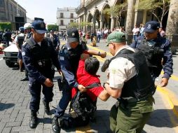 Los detenidos fueron presentados ante los Juzgados Municipales para determinar su situación jurídica.  /