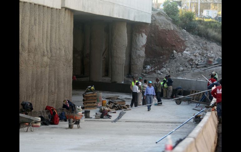 Las obras en las laterales del Periférico en la zona y que corresponde al ayuntamiento de Tlaquepaque también serán concluidas este mes ARCHIVO /