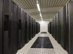 Servidor de 40 petabytes, cantidad que se puede considerar como macrodatos. ARCHIVO /