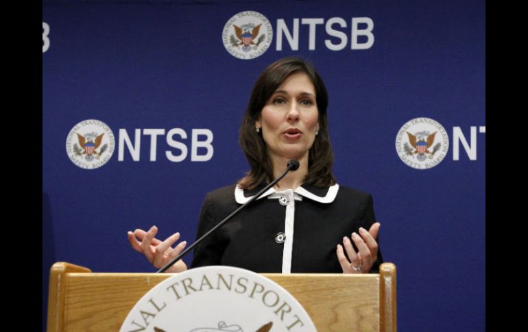 Deborah Hersman, presidenta de la Junta de Seguridad y Transporte Nacional, en rueda de prensa. AP /