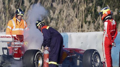 De la Rosa vuelve a la pista una vez arreglados los desperfectos. AP /