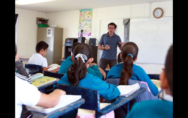 El objetivo del Programa Nacional de Escuelas de Tiempo Completo es ofrecer a los estudiantes más educación y de mejor calidad. ARCHIVO /