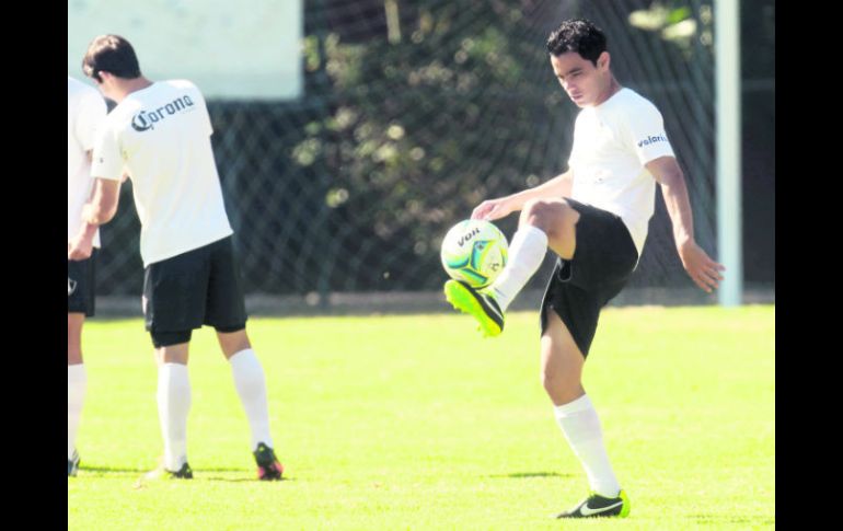 Otra vez. Omar Bravo estará de nuevo en el ataque con Alonso ''El Negro'' Sandoval, ya que Matías Vuoso no irá de inicio. MEXSPORT /