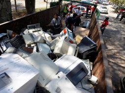 Durante este sábado 09, Guadalajara comenzó su dinámica en el estacionamiento de Los Colomos.  /