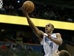 Arron Afflalo se eleva para encestar. AP /