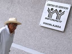 En 2012, más de 11 mil empleados jaliscienses fueron beneficiados con los subsidios para adquirir una vivienda. ARCHIVO /