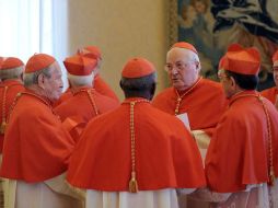 Varios cardenales participan en el Consistorio de cardenales en el Vaticano. EFE /