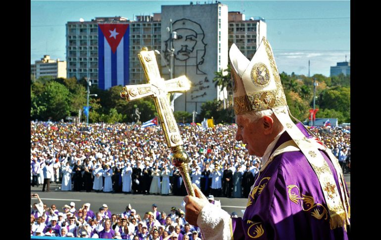 Benedicto XVI realizó una histórica visita a Cuba en marzo de 2012. AFP /