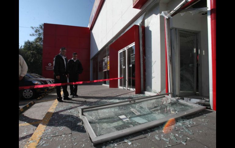 Destacan poca seguridad en cajeros robados. ARCHIVO /