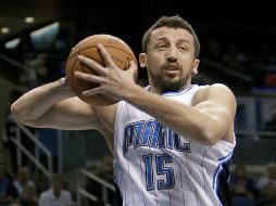 Hedo Turkoglu uso sustancias prohibidas y se perderá 20 juegos de la temporada. AFP /