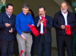 El magnáte de la computación, Bill Gates, y Carlos Slim inauguraron el complejo al lado de Eruviel Ávila. NTX /