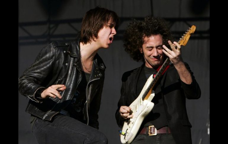 Julián Casablancas y Albert Hammond Jr. junto con sus otros compañeros, lanzan un quinto álbum. REUTERS /