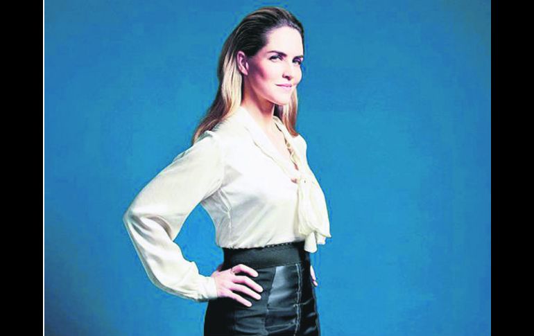 De moda. Louise Mensch es ahora una ''bloguera'' famosa. ESPECIAL /