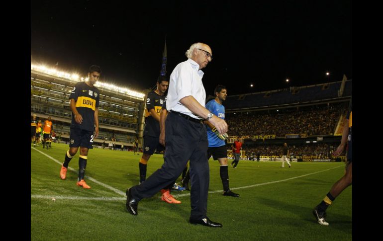 Carlos Bianchi parece que no encuentra la fórmula para Boca Juniors. MEXSPORT /