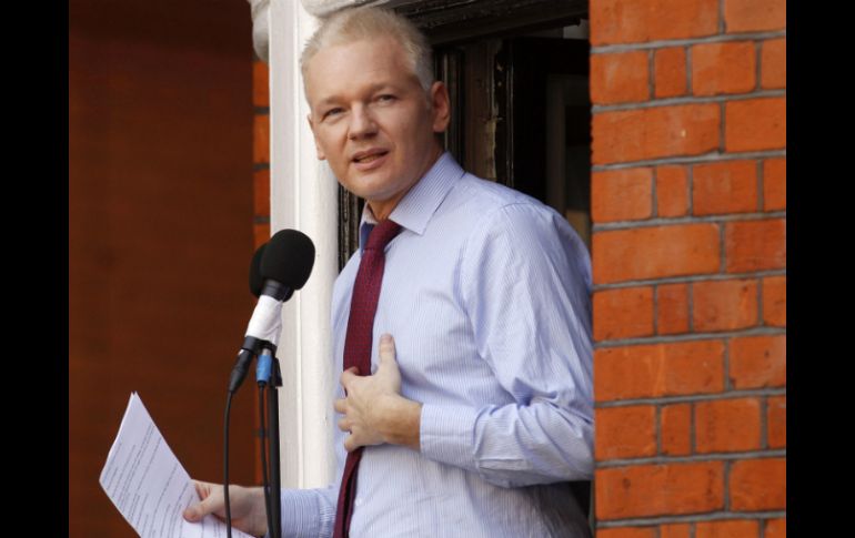 Julian Assange indica que planea registrar un nuevo partido político llamado Partido WikiLeaks. ARCHIVO /