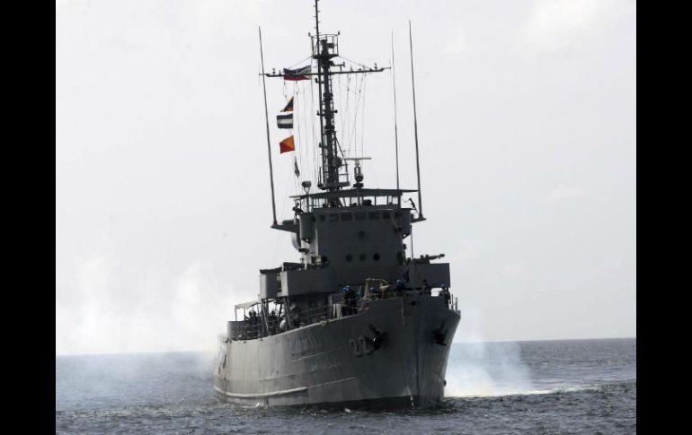 Un barco del Ejército filipino patrulla el mar de Joló o mar de Sulú. ARCHIVO /