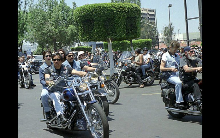 La medida fue muy criticada por los motociclistas colombianos. ARCHIVO /