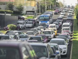 Avenida acueducto.El tráfico en esta arteria se intensifica sobre todo en las horas pico,cuando se registran largas filas de vehiculos. EL INFORMADOR /