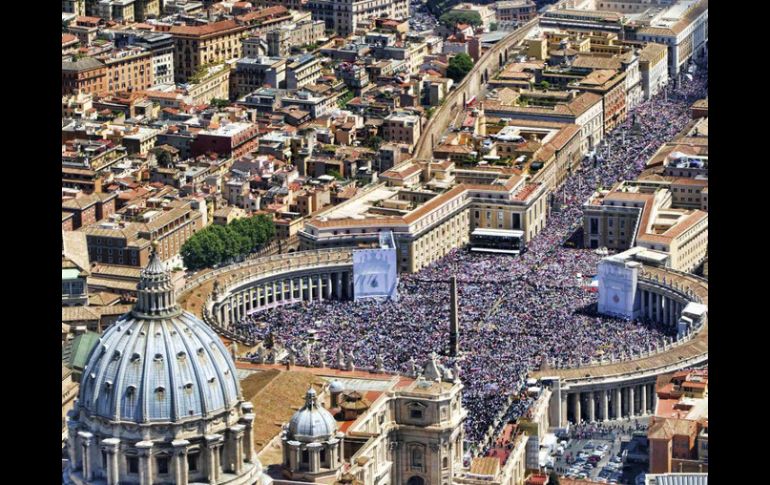 Las iglesias de la diócesis de Roma despedirán a Benedicto XVI sonando sus campanas el próximo jueves 28 de febrero. ARCHIVO /