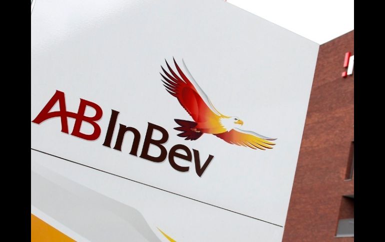 AB InBev adquiere la participación en Grupo Modelo por 20.1 mil millones de dólares. ARCHIVO /