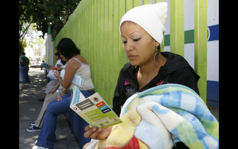 Además de las vacunas a los pequeños, difundirán mensajes dirigidos a madres de familia para prevención de enfermedades. ARCHIVO /