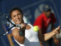 Errani vence a Nadia Petrova por 6-4, 0-6 y 6-3 para conseguir su pase. AFP /