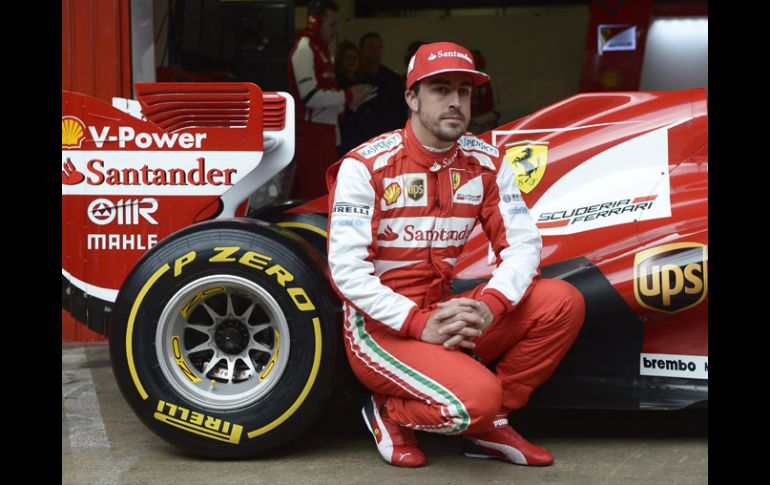 Fernando Alonso ve muchas mejoras en el Ferrari para la próxima temporada. AFP /