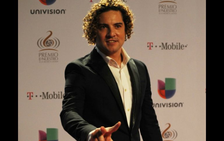 David Bisbal llega a la vigésimo quinta gala de entrega de los Premios Lo Nuestro. EFE /