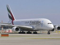 El Airbus A380 cuenta con dos pisos con ''suits'' privadas, bar, duchas y zonas de negocios. EFE /