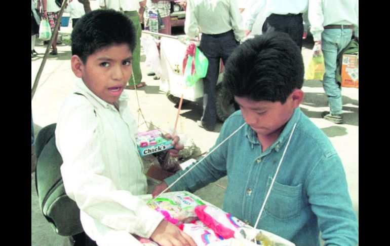 Preocupante. De acuerdo a una encuesta de la OIT, 23% está a favor de que trabajen los niños menores de 14 años. NTX /