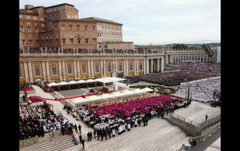 Ni el Vaticano se libra de rencillas políticas. ARCHIVO /