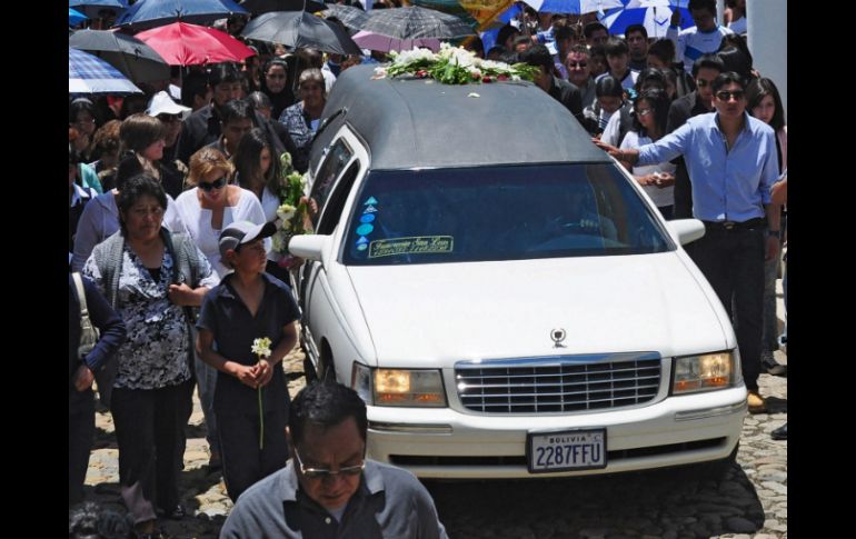 El cuerpo del joven fallecido ya fue enterrado y el caso sigue en pie. EFE /