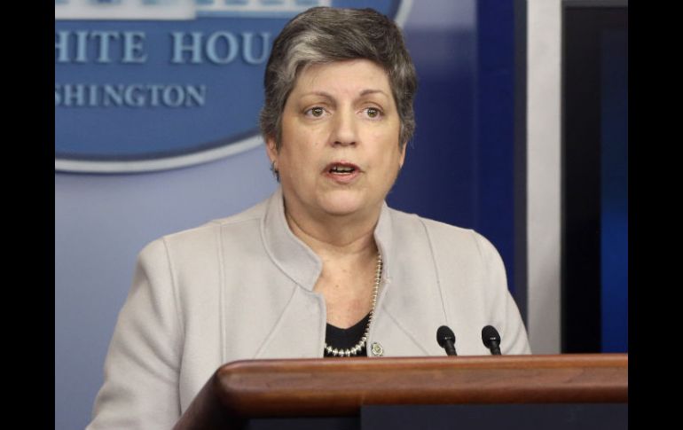 Janet Napolitano menciona que reducir seguridad en la frontera puede reducir la respuesta a amenazas terroristas. AP /