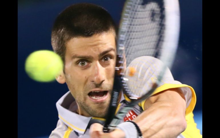 Djokovic sigue con paso firme en el tenis y mantiene su primer lugar. AFP /