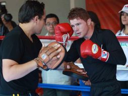 La pelea del 'Canelo' Álvarez se adelanta 15 días. MEXSPORT /