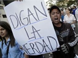 Opositores al gobierno piden más información sobre Hugo Chávez. AFP /