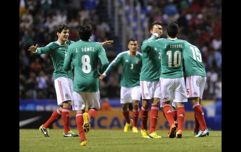 Los integrantes del Tricolor Juvenil enfrentarán las semifinales con el boleto a Turquía en sus manos. EFE /