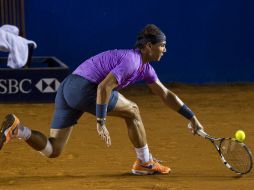 El tenista español Rafael Nadal ganó a Leoardo Mayer por 6-1, 7-5. AP /