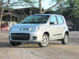 Fiat uno. Este es el auto de entrada al portafolio de productos, con un precio desde 159 mil 900 pesos.  /