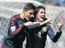 Julio Gómez (8), encaminó la victoria tricolor frente a Estados Unidos con un golazo de media tijera. MEXSPORT /