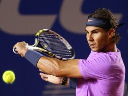 Nadal ha dejado atrás la idea de regresar al número uno, en lo que se recupera de su rodilla. EFE /