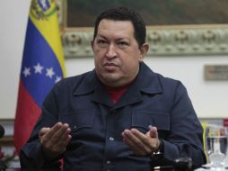 Imagen de Chávez al momento de anunciar que viajaría a Cuba para operarse nuevamente. ARCHIVO /