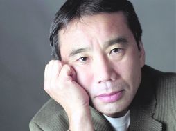 Después del terremoto salió en Japón en 2000, pero es hasta ahora que se podrá leer en español. En la imagen, Haruki Murakami. ESPECIAL /