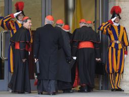 Los cardenales llegan a la cuarta congregación preparatoria del cónclave. EFE /