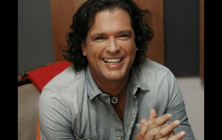 El cantautor colombiano Carlos Vives estará en Miami para esta charla. ARCHIVO /